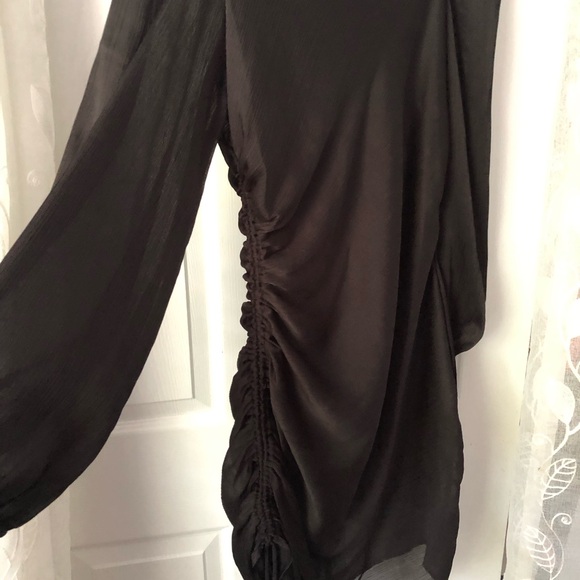 BCBGeneration side drawstring design asymmetrical mini dress, size 6 - Picture 5 of 12